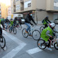 El bicibús arriba a Girona: quatres escoles reclamen la pacificació del trànsit i entorns “més segurs”