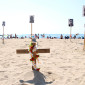 Jornada reivindicativa a la platja del Bogatell de Barcelona per denunciar les polítiques migratòries