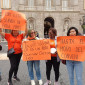 “Mateixa feina, mateixes condicions”: els treballadors de l’acció social es mobilitzen per reclamar millores laborals 